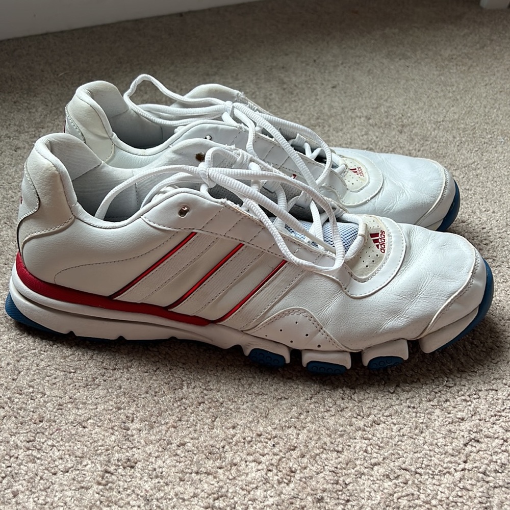 Adidas Sneakers